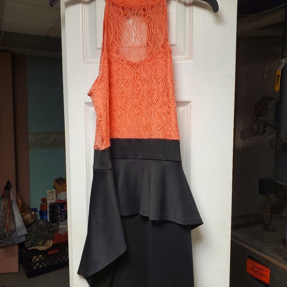 Dress - Picture 2 of 2